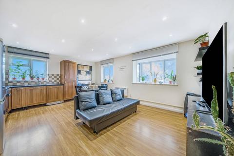 Silver Close, New Cross, London, SE14