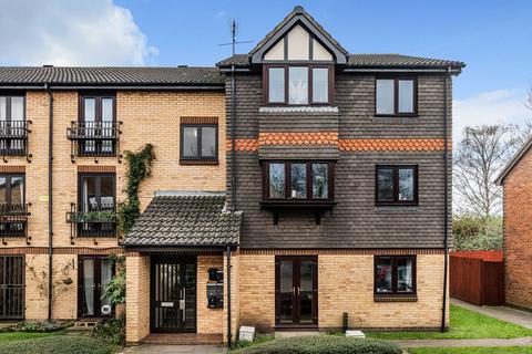 2 bedroom flat for sale, Silver Close, New Cross, London, SE14