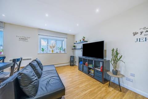 Silver Close, New Cross, London, SE14