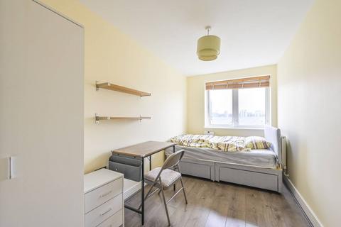 2 bedroom flat for sale, Settlers Court, Isle Of Dogs, London, E14