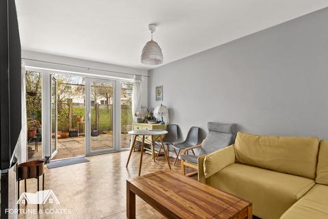 31 Old Orchard, Harlow, CM18 6YG