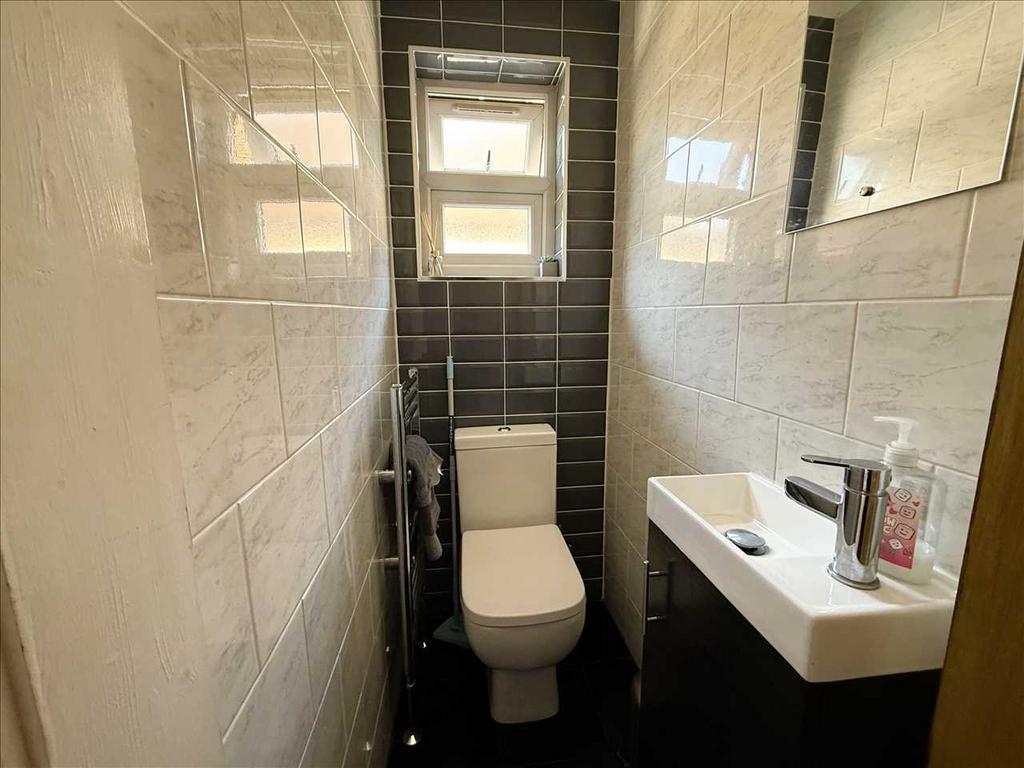 WC / Cloakroom