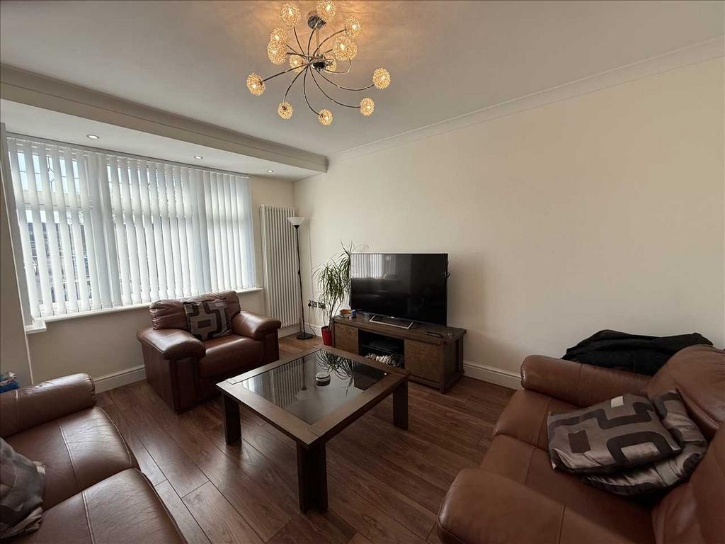 Lounge / First