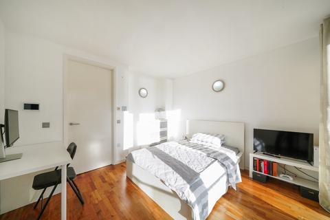 Studio for sale, Fairmont Avenue, London E14