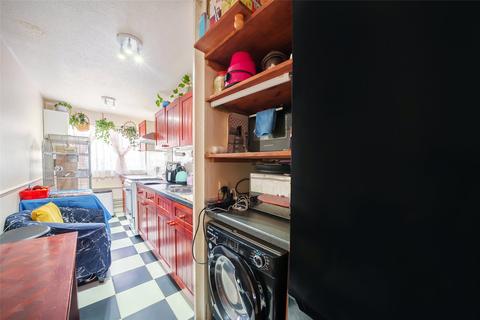 25 Rawnsley Avenue, Mitcham, CR4 4BS