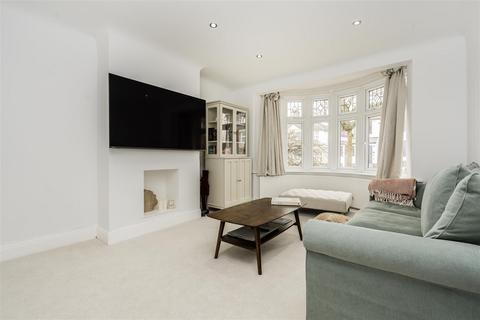 35 Drummond Drive, Stanmore, HA7 3PF