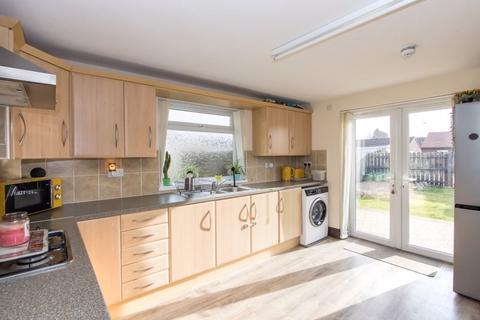 5 bedroom semi-detached house for sale, Port Road East, Barry