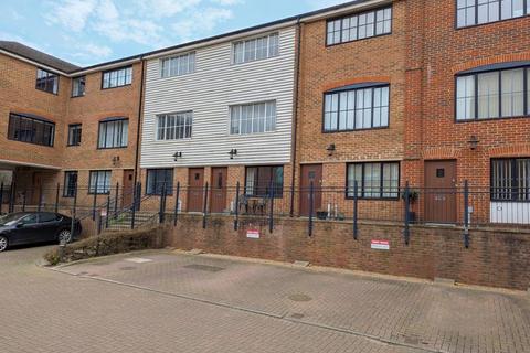 3 bedroom townhouse for sale, Whitefriars Wharf, Tonbridge, TN9 1QP