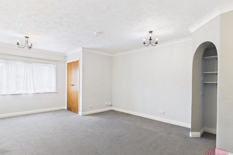 100 Broadway, Southbourne, Bournemouth, BH6 4EH