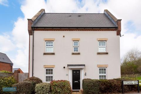 4 bedroom semi-detached house for sale, Normandy Row, Wellington