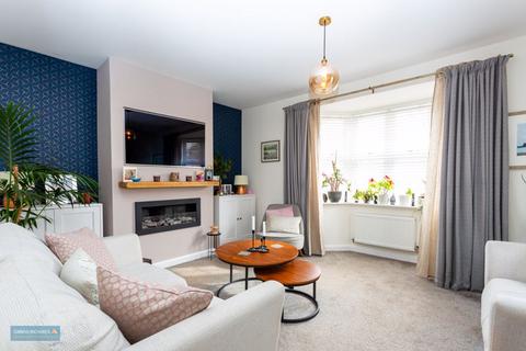 4 bedroom semi-detached house for sale, Normandy Row, Wellington