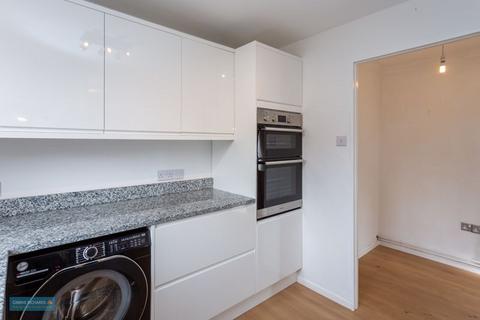 2 bedroom bungalow for sale, Hoyles Road, Wellington