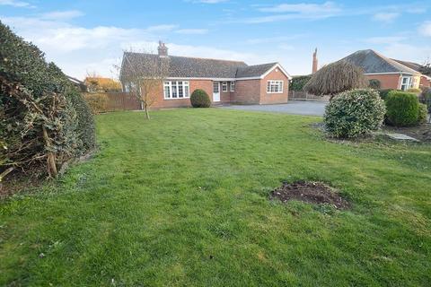 3 bedroom detached bungalow for sale, 64 High Street, Coningsby