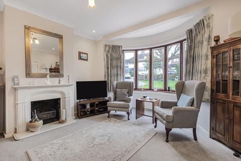 4 bedroom semi-detached house for sale, Domonic Drive, New Eltham, SE9 3LJ