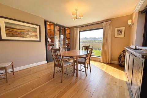 1 Cwrt Llanfleiddan, Llanblethian, Cowbridge, CF71 7JZ