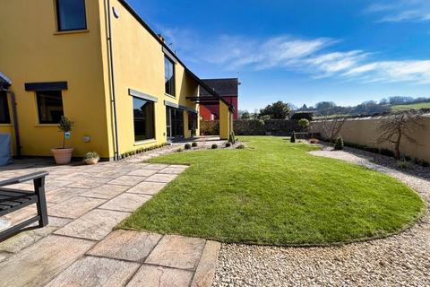 1 Cwrt Llanfleiddan, Llanblethian, Cowbridge, CF71 7JZ