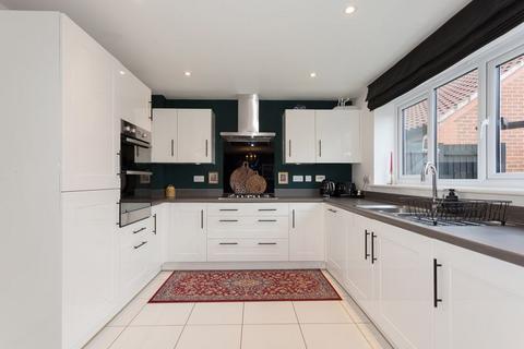 6 Field View Road, Congleton, CW12 4UG