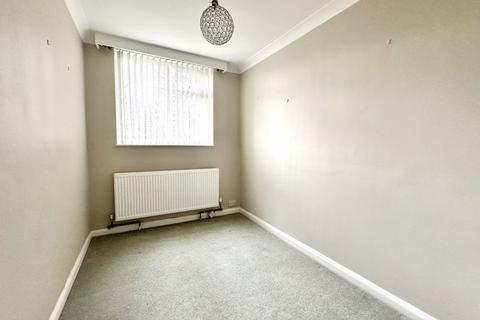 21, Sandown Lodge Avenue Road, Epsom, KT18 7QX