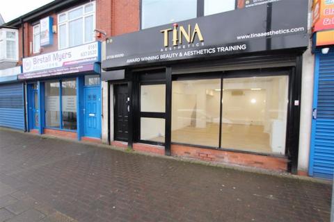 Property to rent, Rochdale Road, Manchester