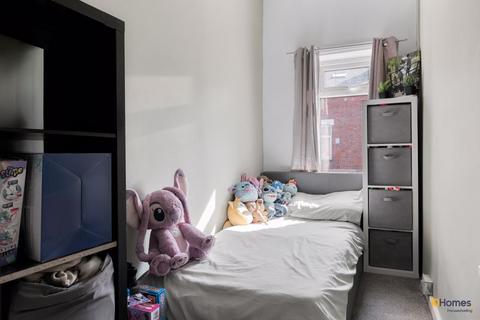 6 Randolph Street, Oldham, OL8 3SR