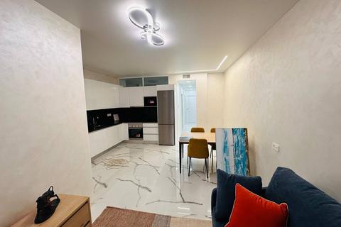 2 bedroom property, Av. de la Purisima