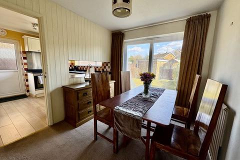 3 bedroom semi-detached house for sale, Stratford Drive, Wooburn Green HP10