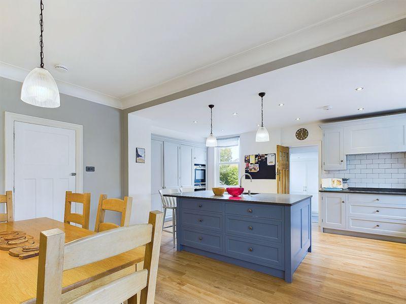 Kitchen diner