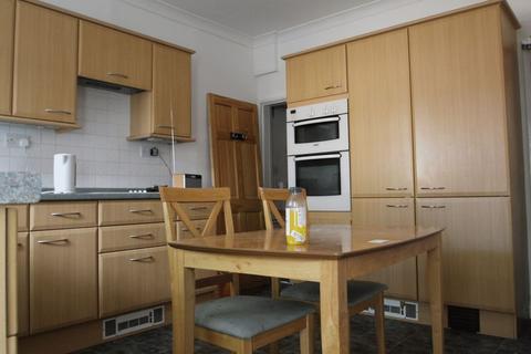 52 Bailey Street, Nottingham, NG6 0HA