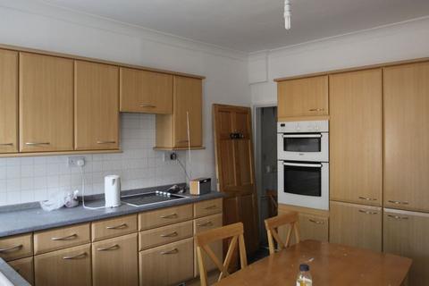 52 Bailey Street, Nottingham, NG6 0HA