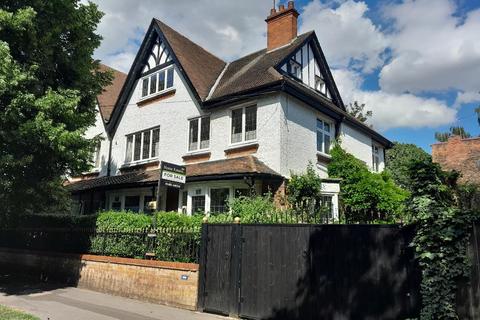6 bedroom semi-detached house for sale, Salisbury St, HULL, HU5 3EU