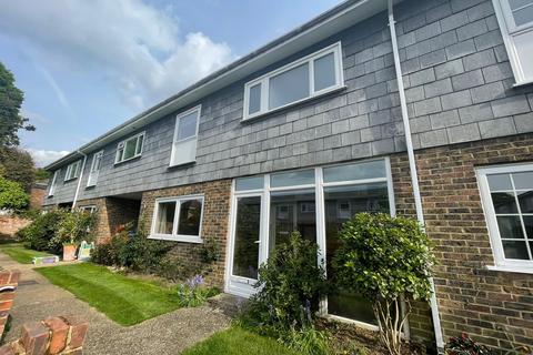 3 bedroom terraced house to rent, Angas Court, Pine Grove, Weybridge, KT13