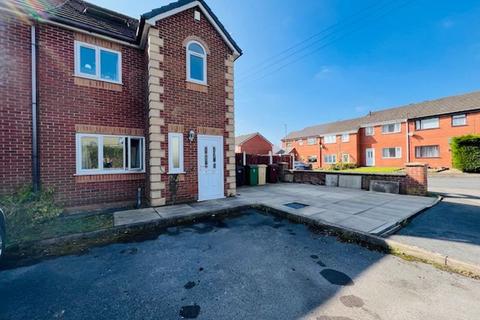 2 Chelsea Close, Westhoughton, Bolton, BL5 2PT