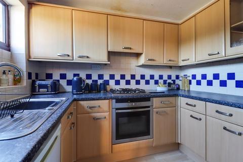 73 Liddell Way, Ascot, SL5 9UU