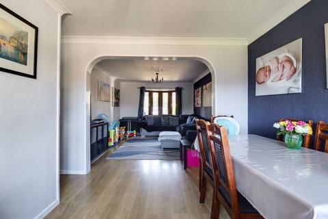 73 Liddell Way, Ascot, SL5 9UU