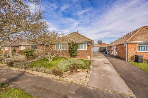 3 bedroom detached bungalow for sale, Cumberland Avenue, Emsworth