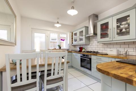 3 bedroom detached bungalow for sale, Cumberland Avenue, Emsworth