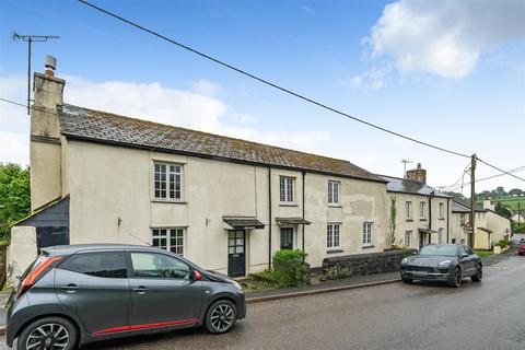 6 bedroom terraced house for sale, Bridestowe