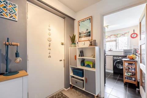 51 Bruce Close, Welling, DA16 1RB