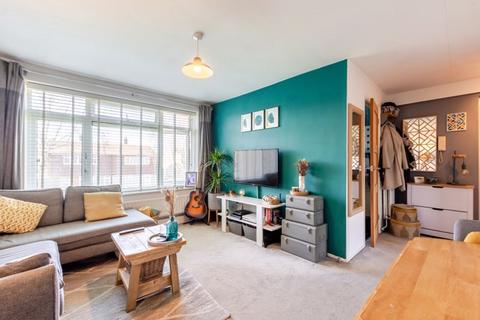 51 Bruce Close, Welling, DA16 1RB