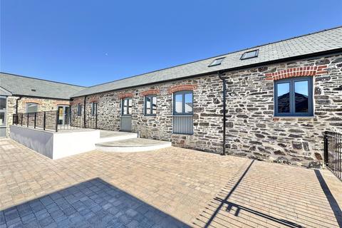 3 bedroom end of terrace house for sale, Nadrid Court, South Molton, Devon, EX36
