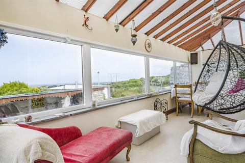 3 bedroom bungalow for sale, Carvolth