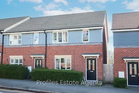 3 bedroom semi-detached house for sale, Southfield Road, Hinckley