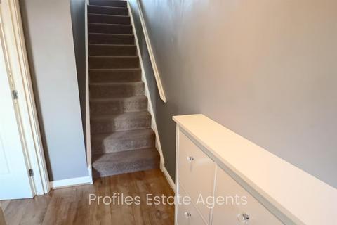 3 bedroom semi-detached house for sale, Southfield Road, Hinckley