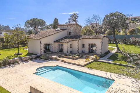 4 bedroom villa, Valbonne, 06560, France