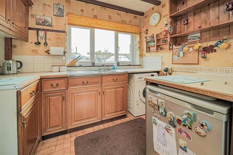3 bedroom terraced house for sale, Beanacre Road, Melksham SN12