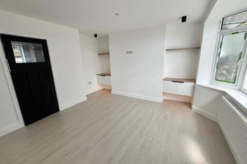 3 bedroom semi-detached house for sale, St. Johns Crescent, Nottingham NG15