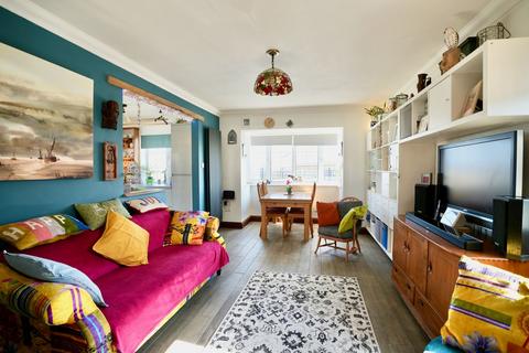 2 bedroom detached bungalow for sale, Helena Road, Walcott, NR12