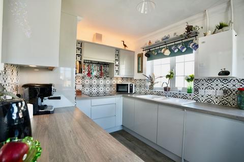 2 bedroom detached bungalow for sale, Helena Road, Walcott, NR12