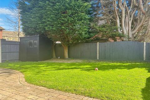 4 bedroom link detached house for sale, Lower Britwell Road, Slough, Berkshire
