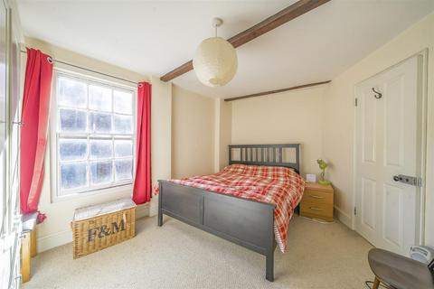 3 bedroom apartment for sale, High Street, Crediton